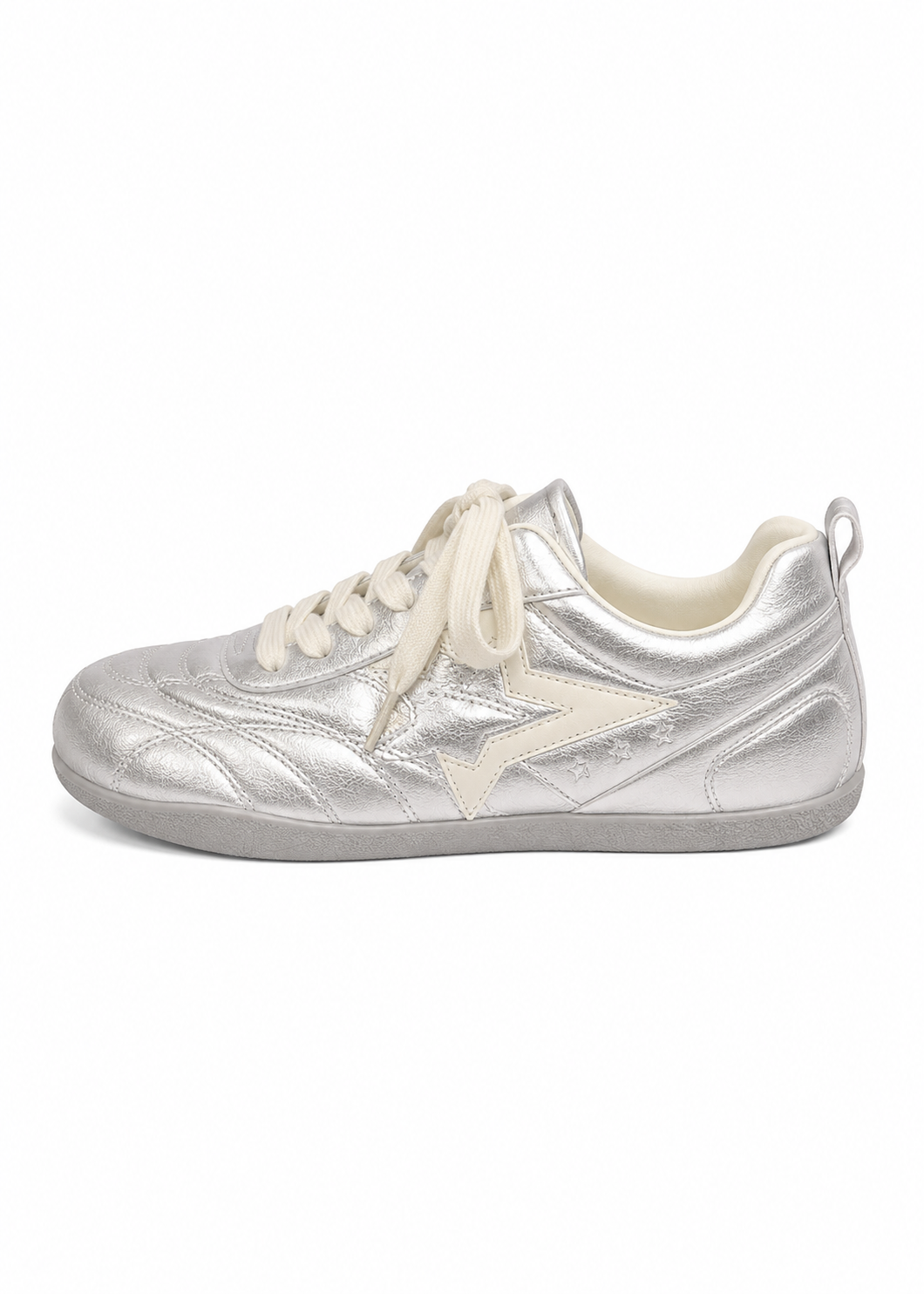 Nova Star Sneakers