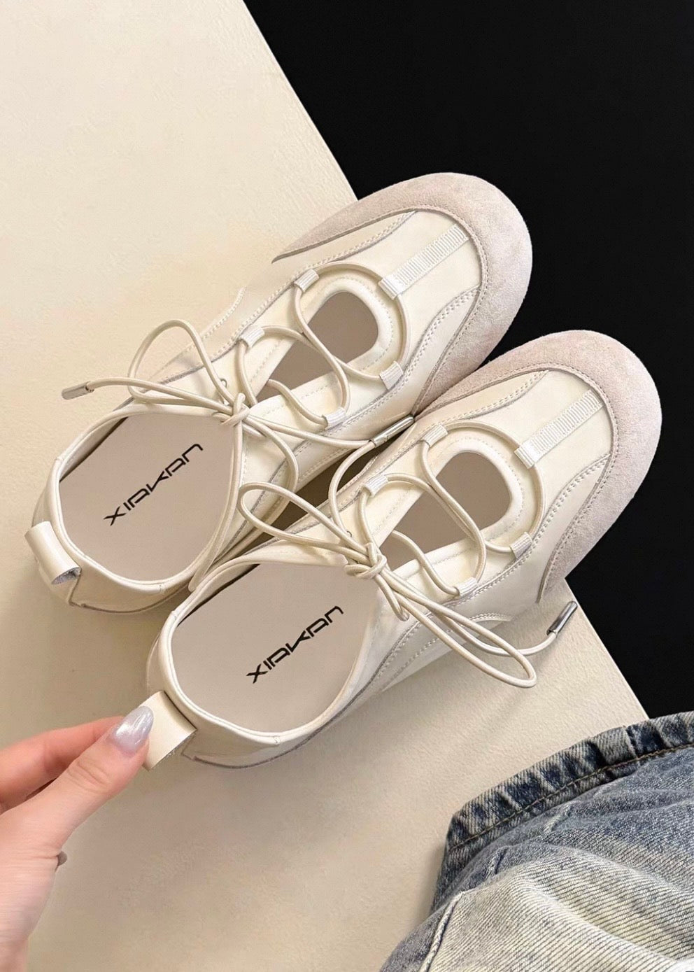 Lune Ballet Sneaker