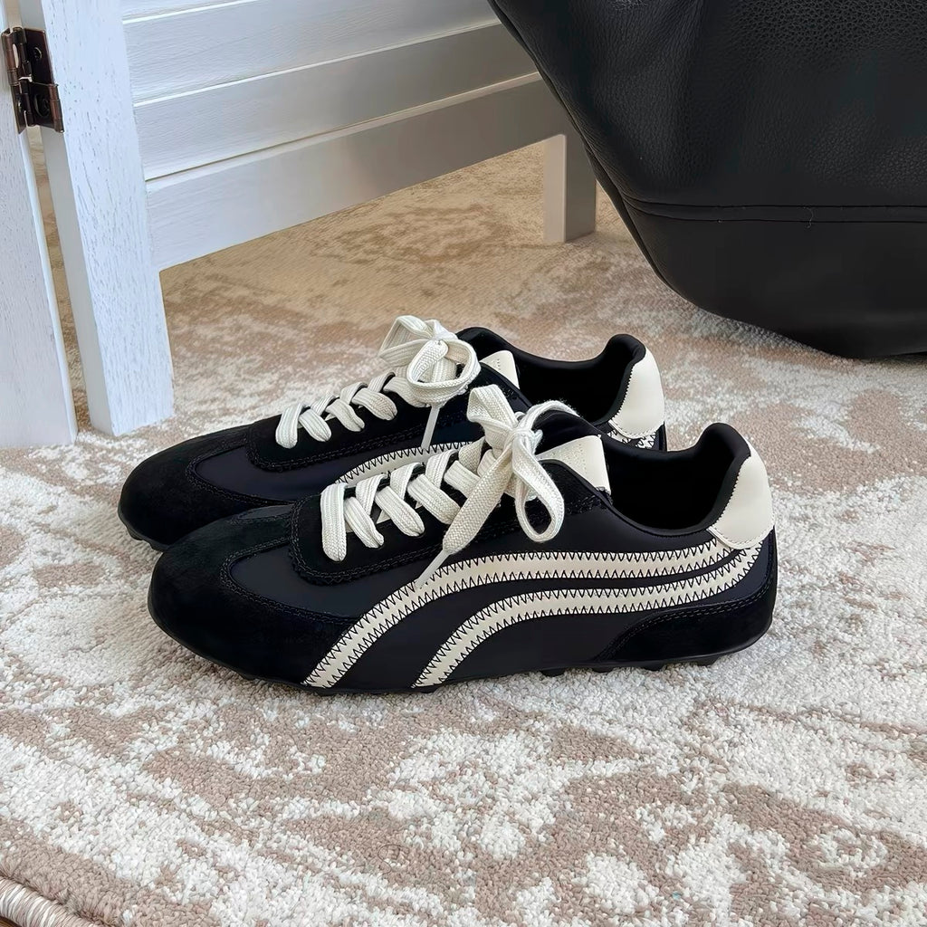 Vintage Ballet Mood Sneaker