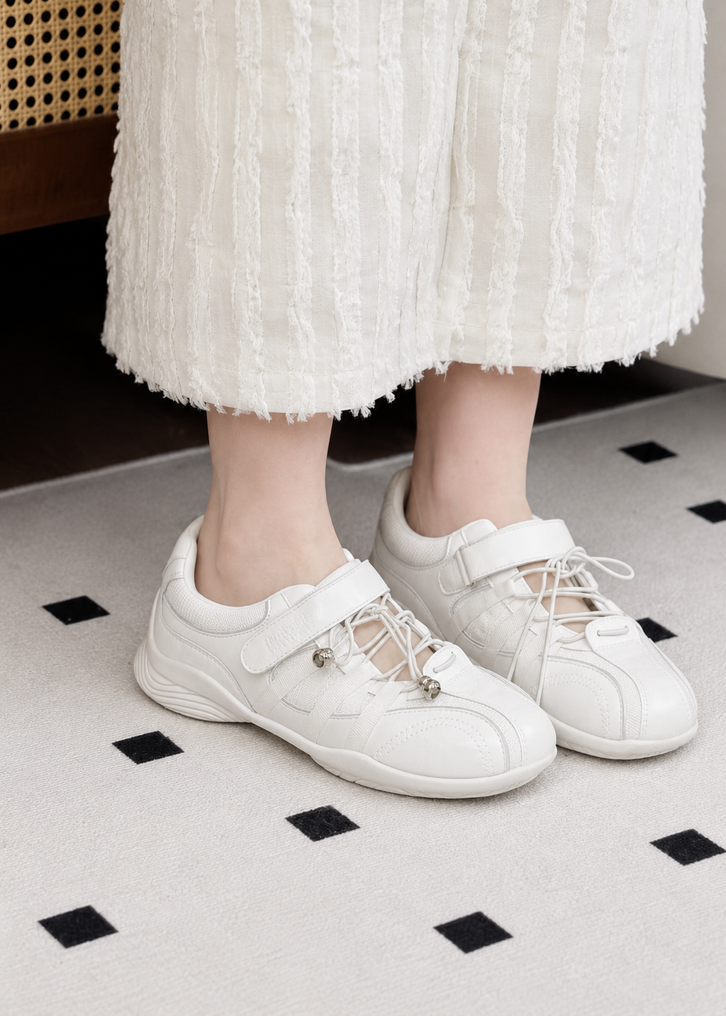 Lunar Strap Sneakers