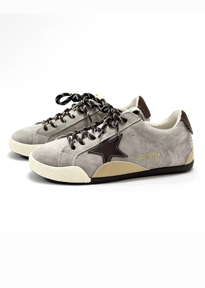 Midnight-Star Sneakers