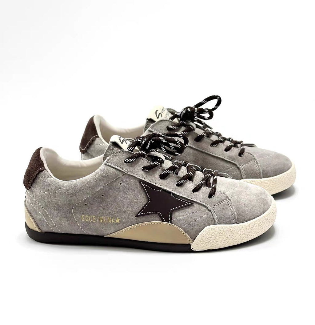Midnight-Star Sneakers