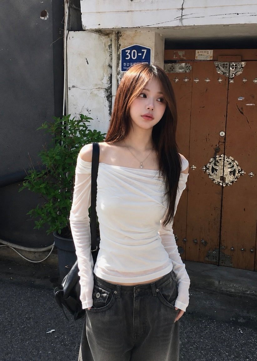 Luna Drape Off-Shoulder トップス