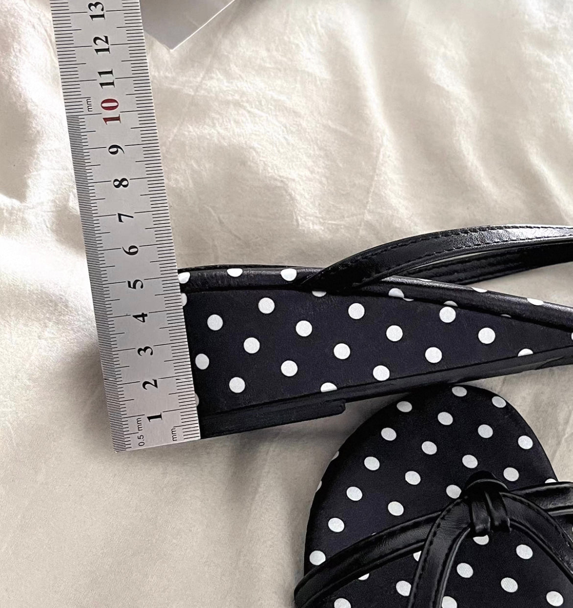 Dots Kitty Sandal