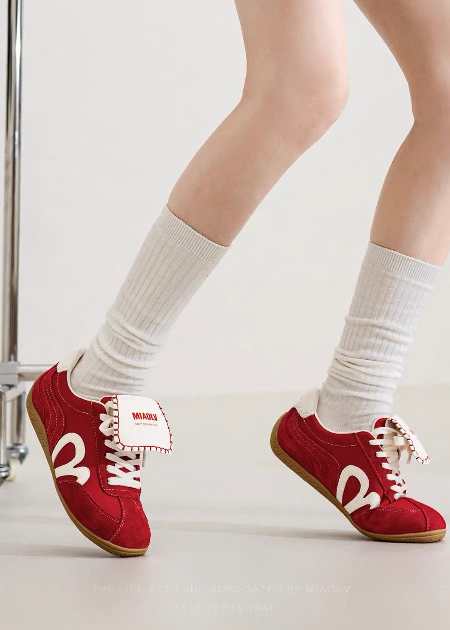 Mellow Heart Sneakers