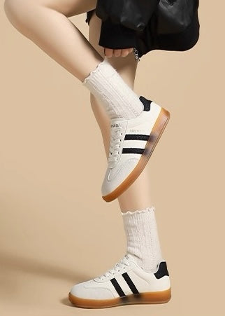 Noir Line Sneakers