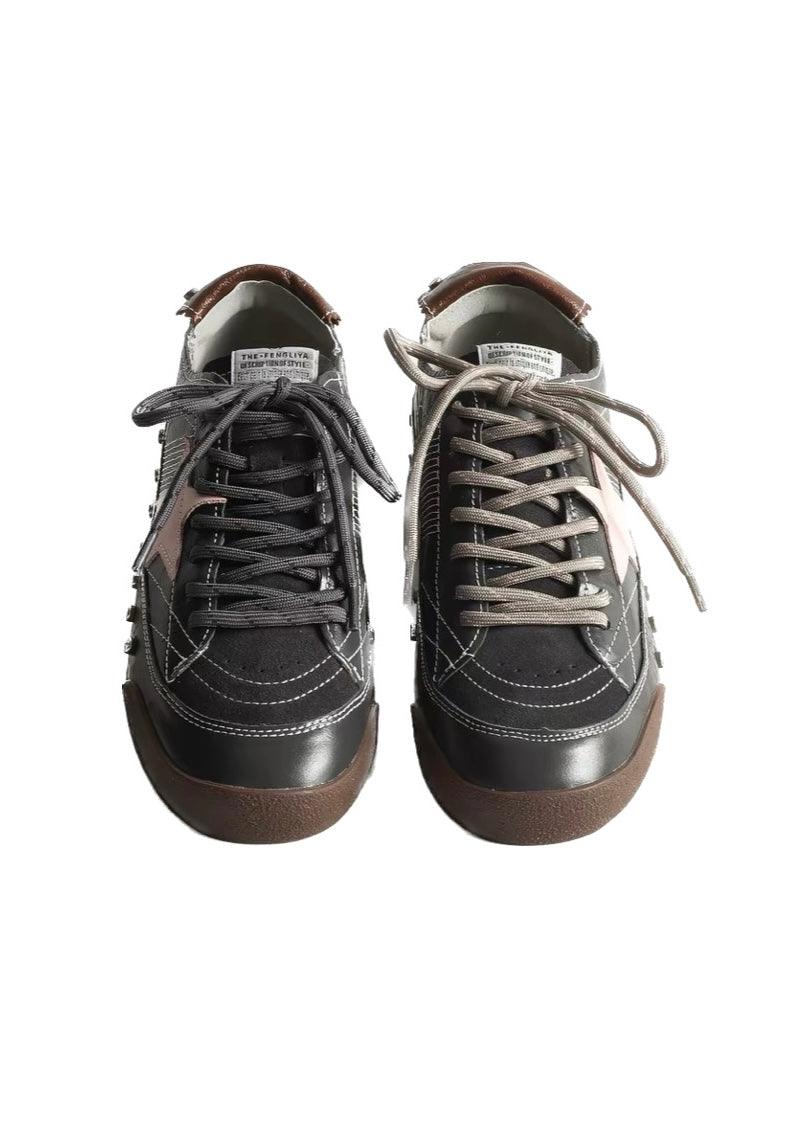 VANTAGE-01 Luna Star Sneakers