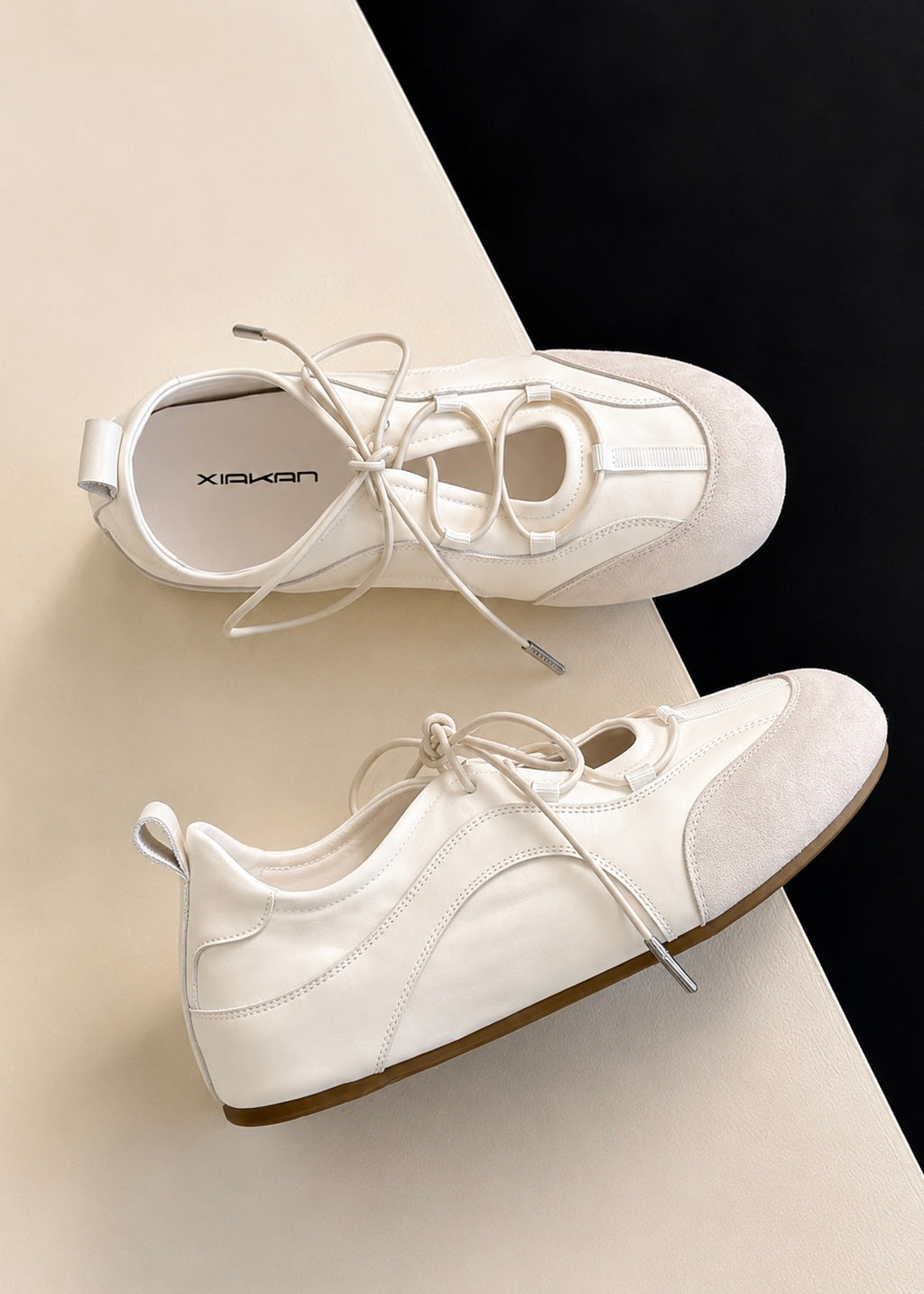 Lune Ballet Sneaker