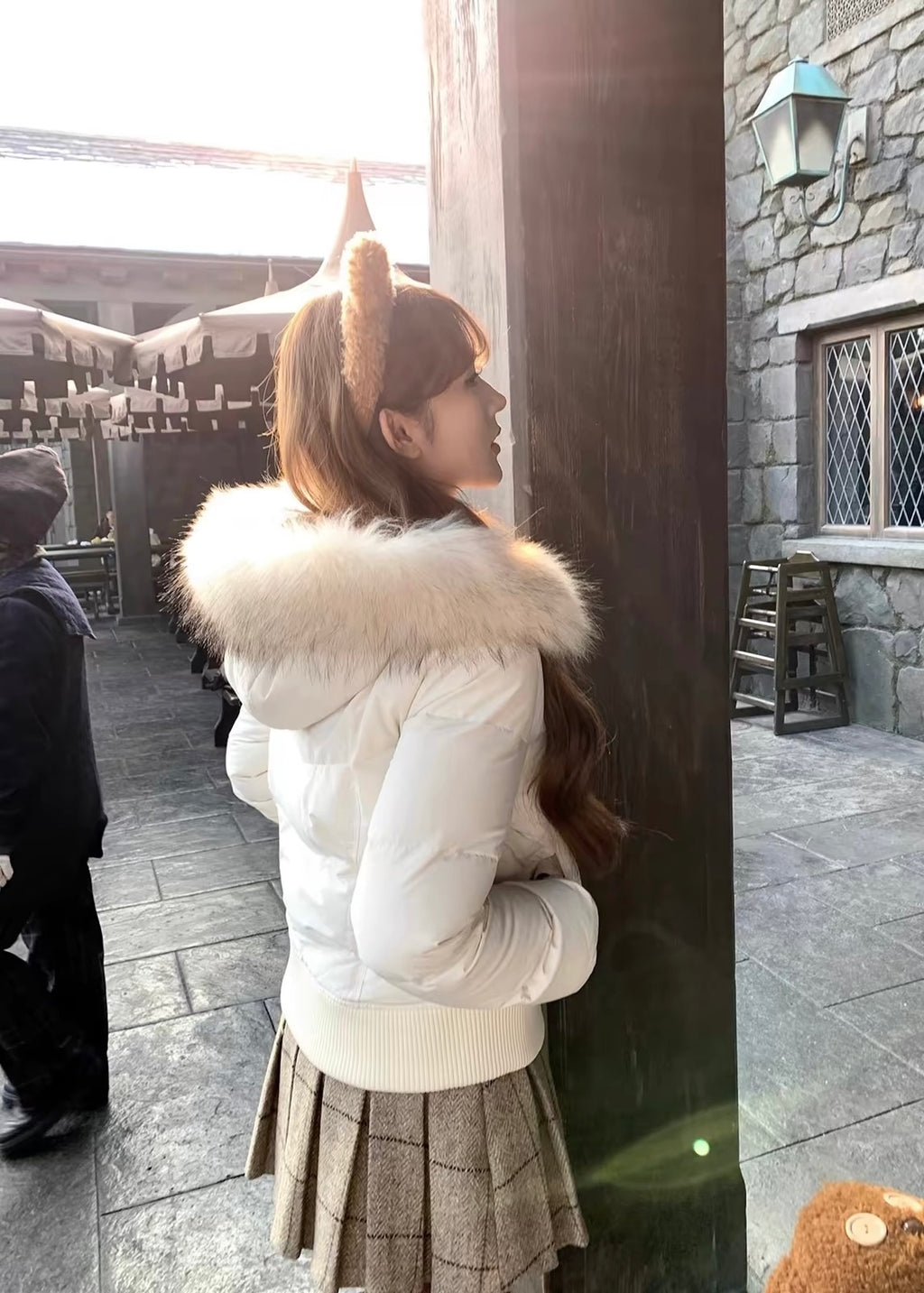 Fur shoulder puffer jacket
