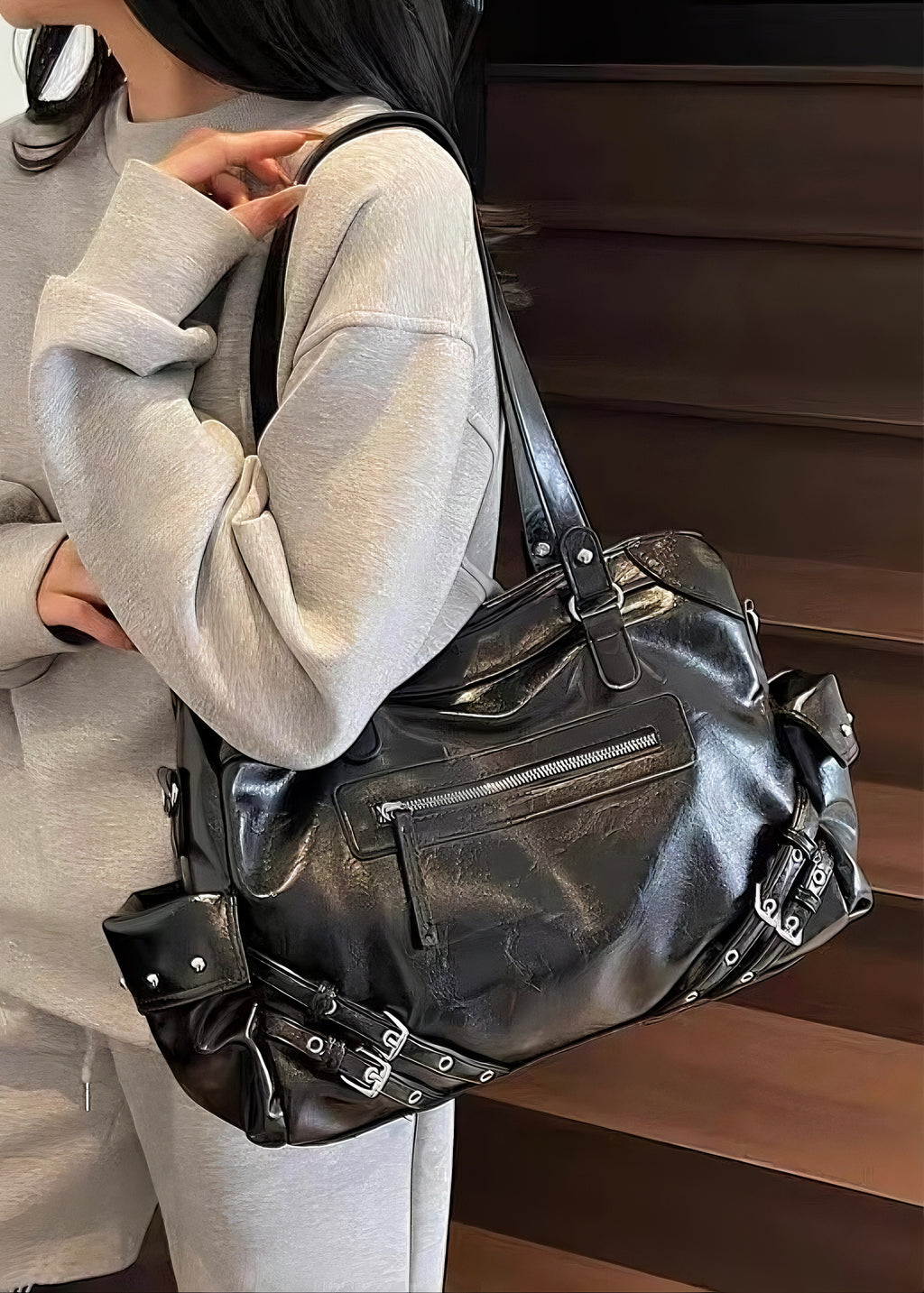 Midnight Buckle Shoulder バッグ