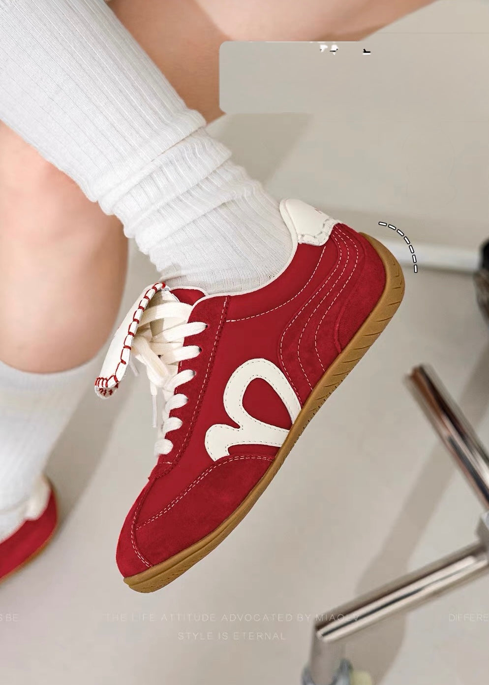 Mellow Heart Sneakers