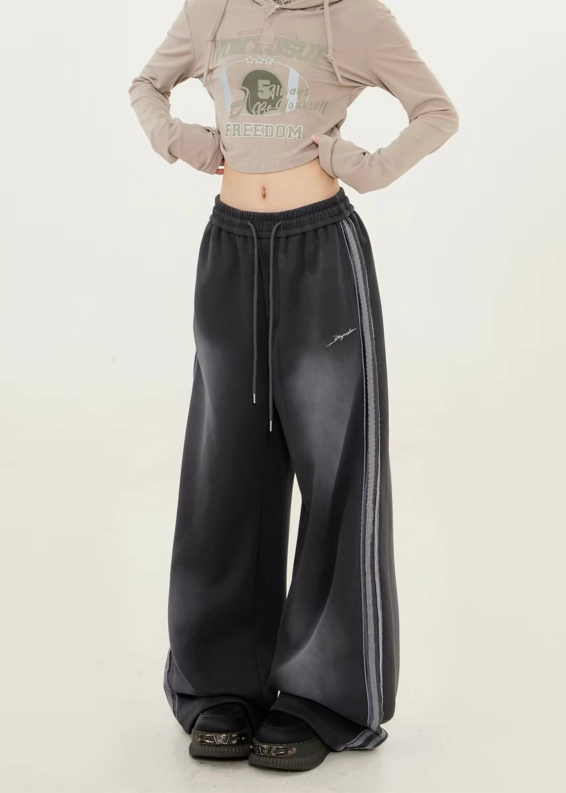 Mist Fade Wide Sweatpants
