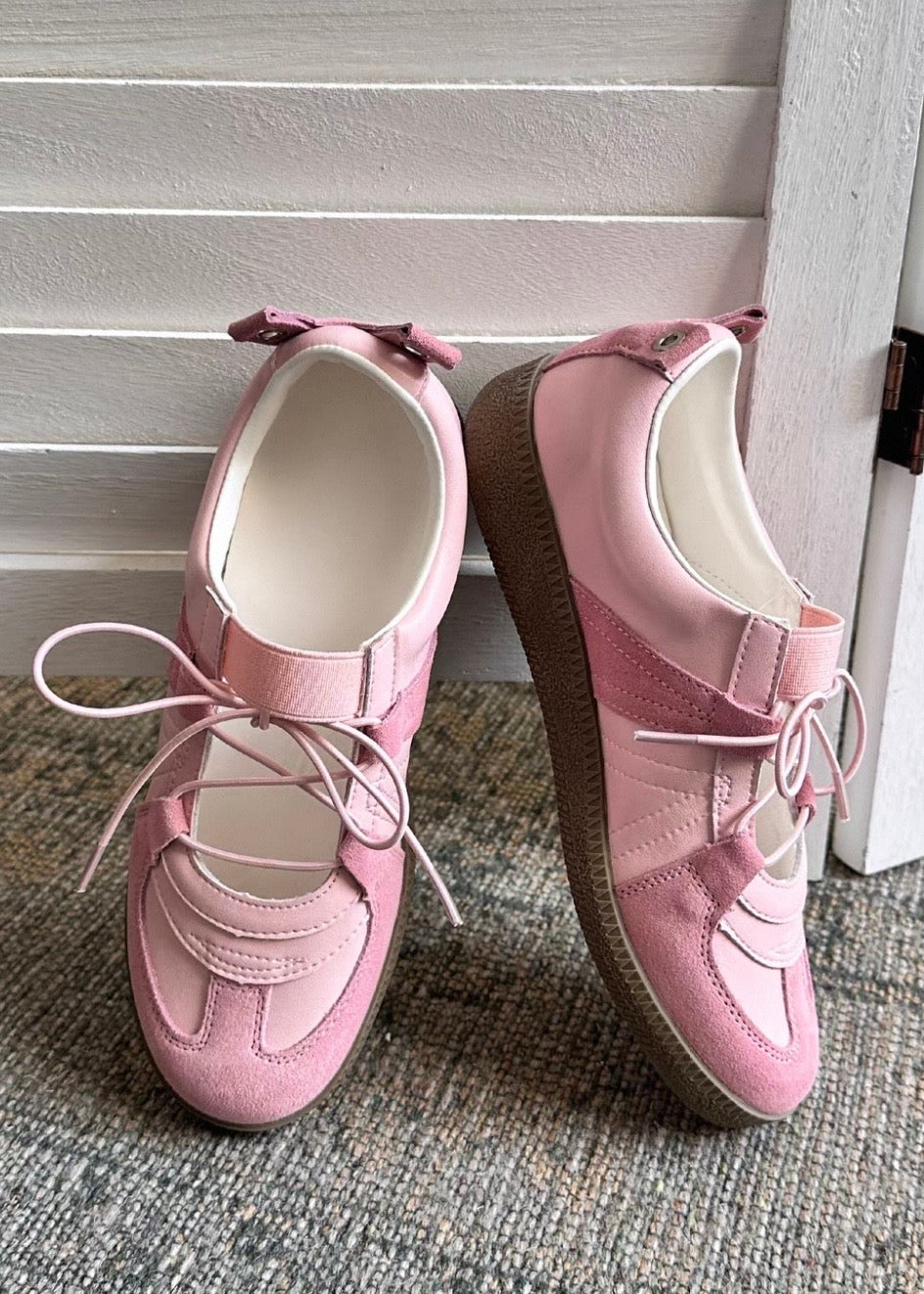 Sugar Ribbon Ballet Sneakers