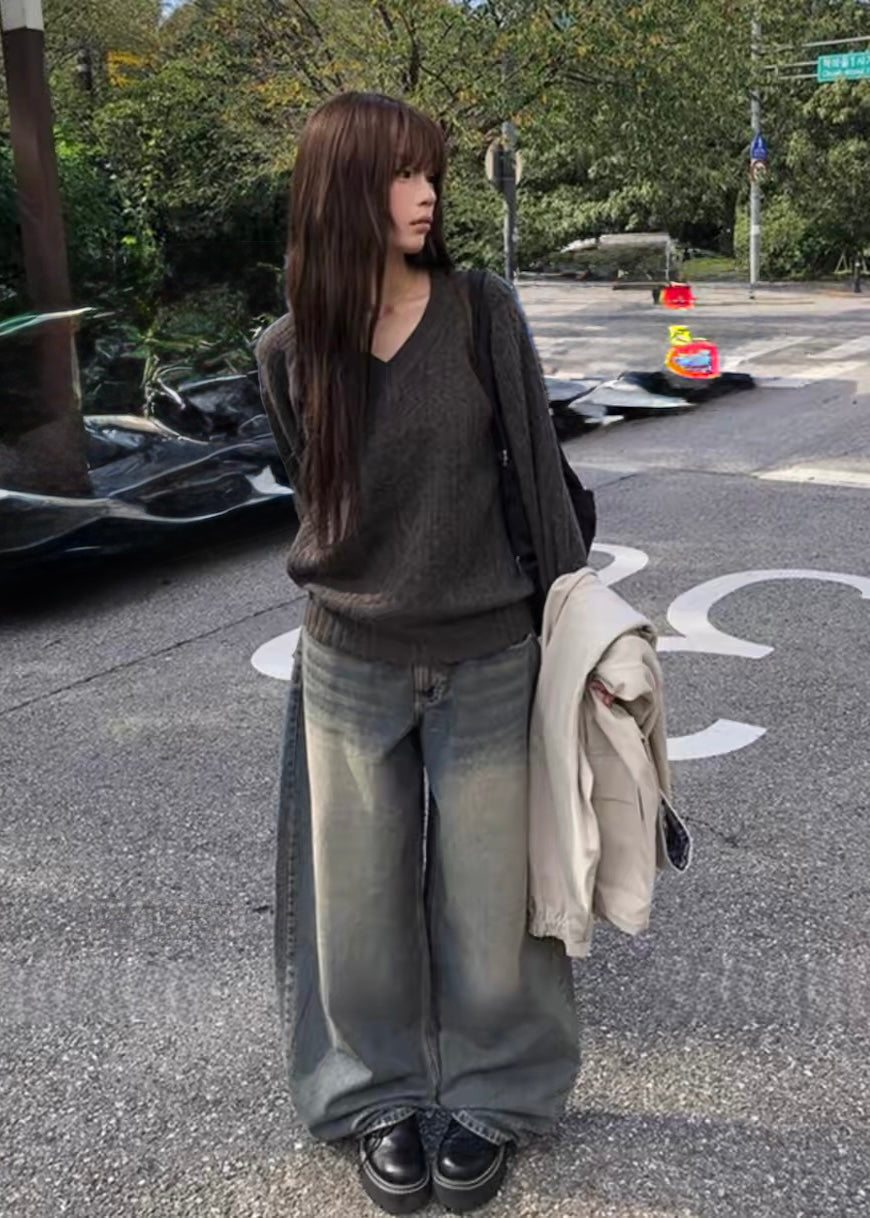 Mellow V-Neck Knit
