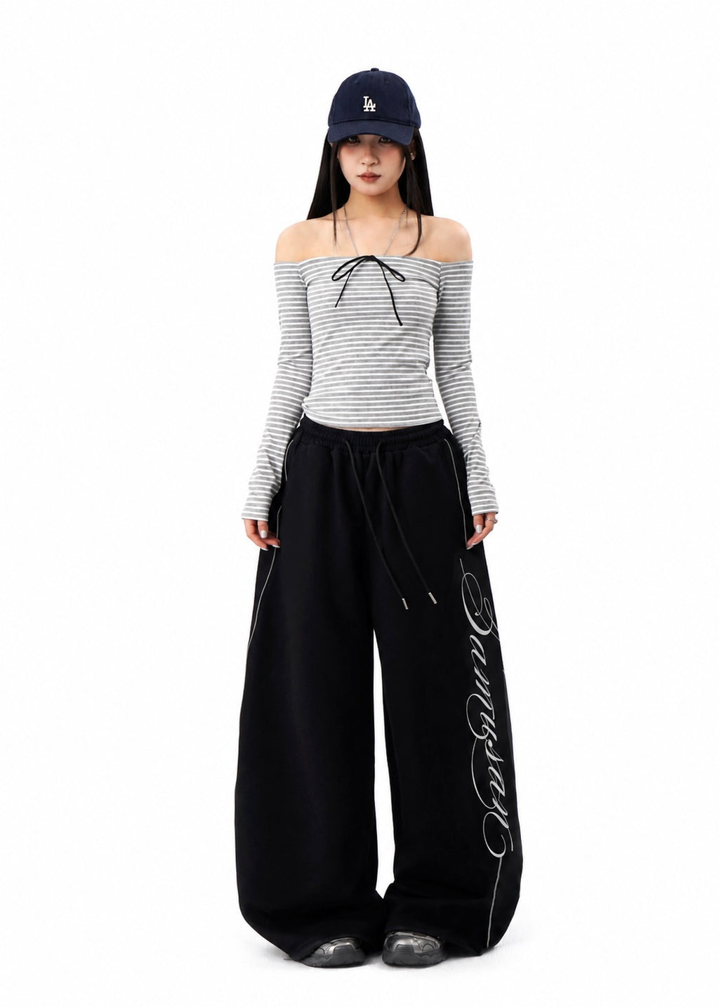 Signature Wide Sweat Pants