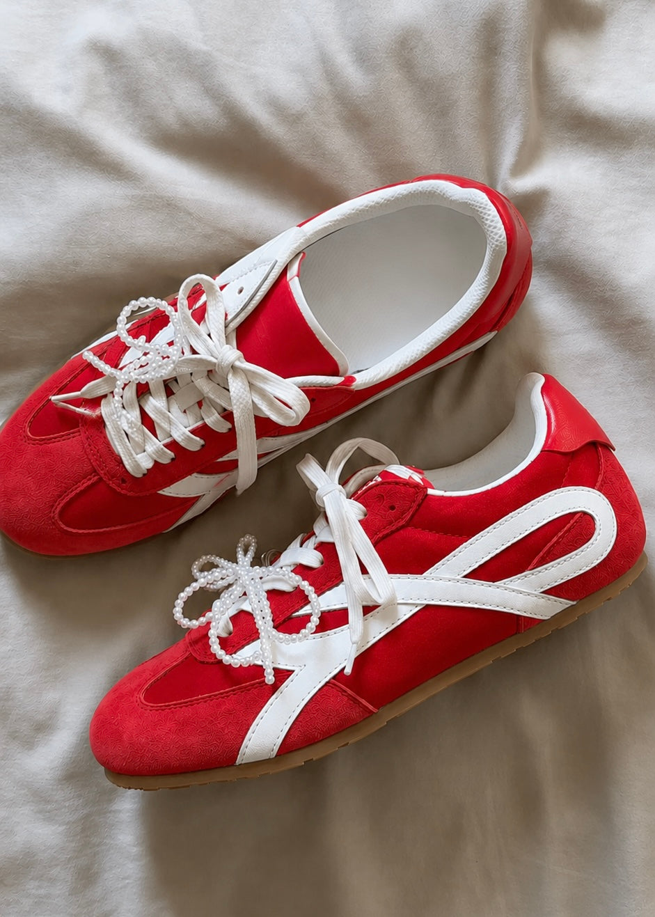 STARLIGHT RIBBON SNEAKER