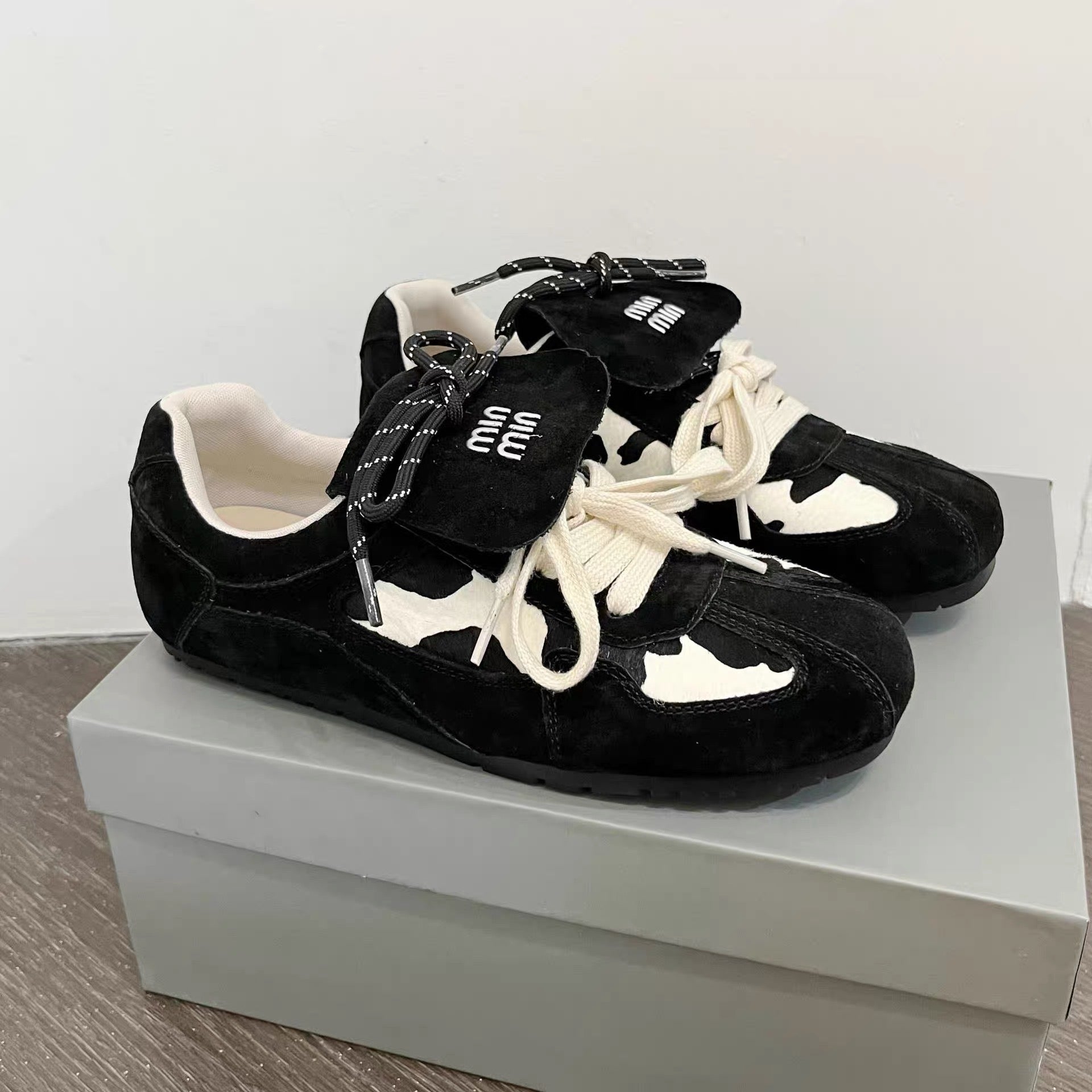 Chocolate Cowhide Sneakers – Noxvera