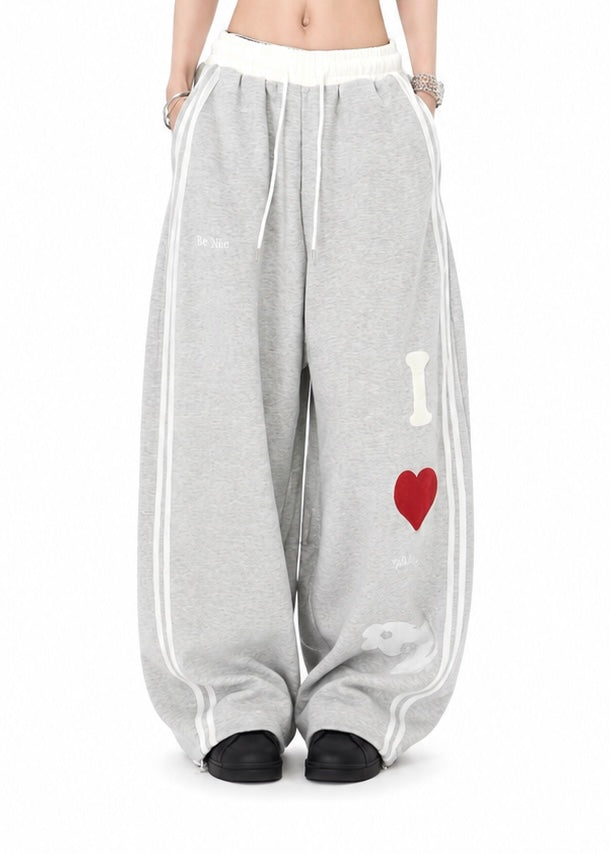 Love Track Wide Sweat