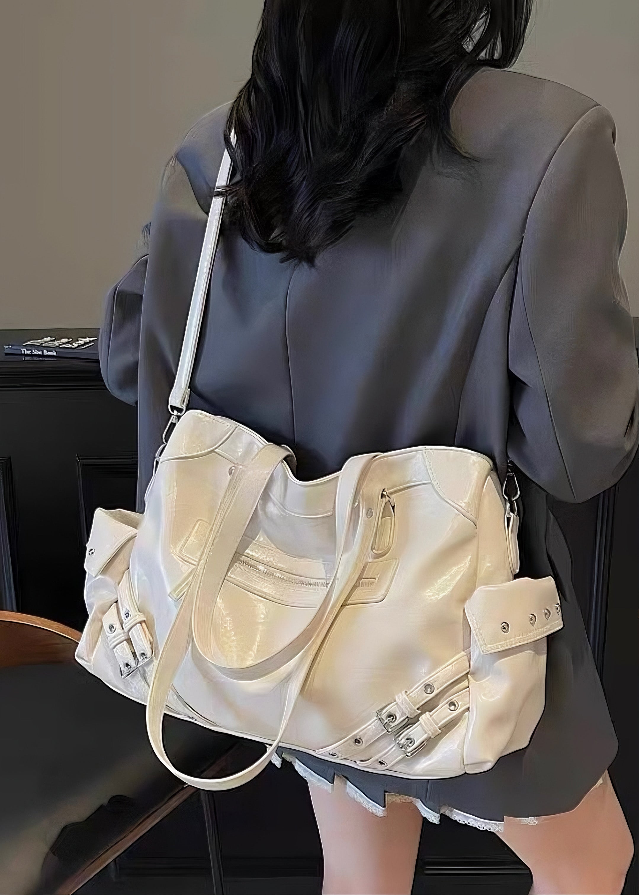 Midnight Buckle Shoulder バッグ