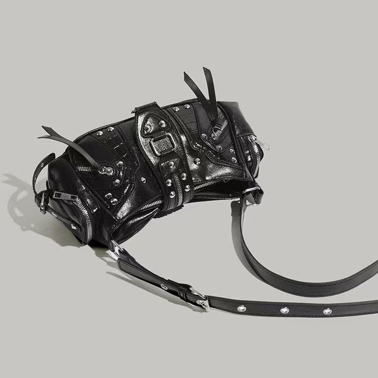 Y2K dark チェインショルダーバッグ