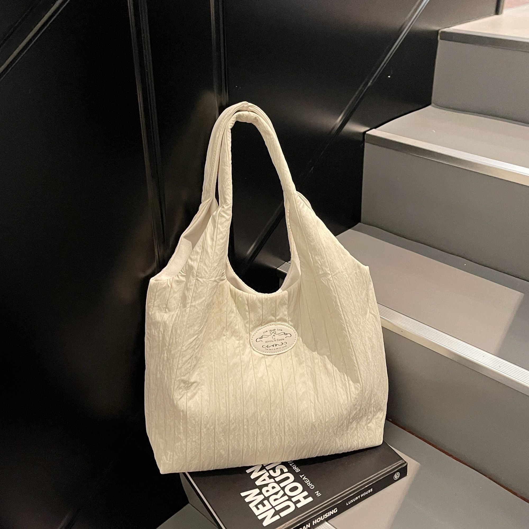 Puff Shell トートバッグ