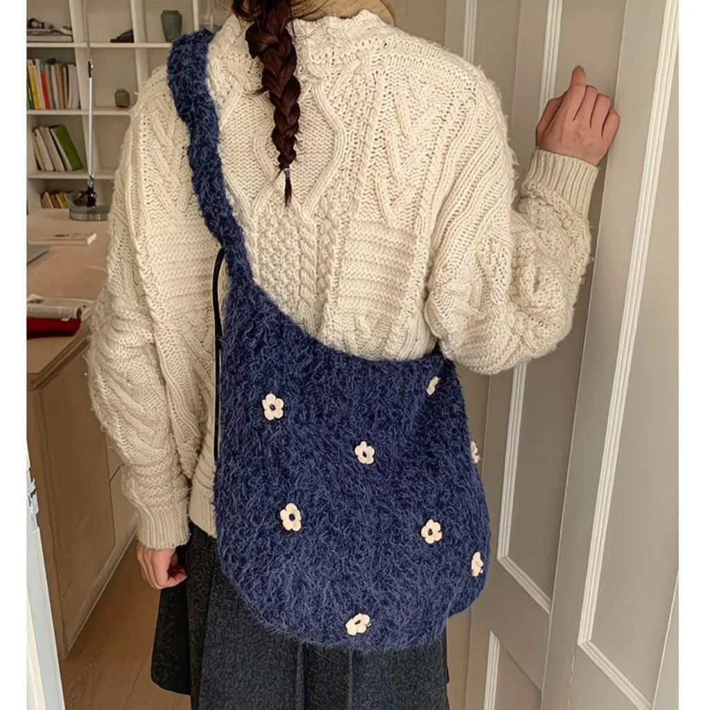 Fluffy Blossom トートバッグ
