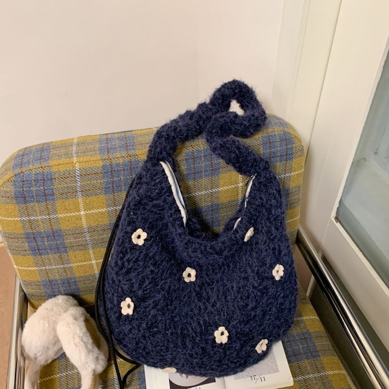 Fluffy Blossom トートバッグ