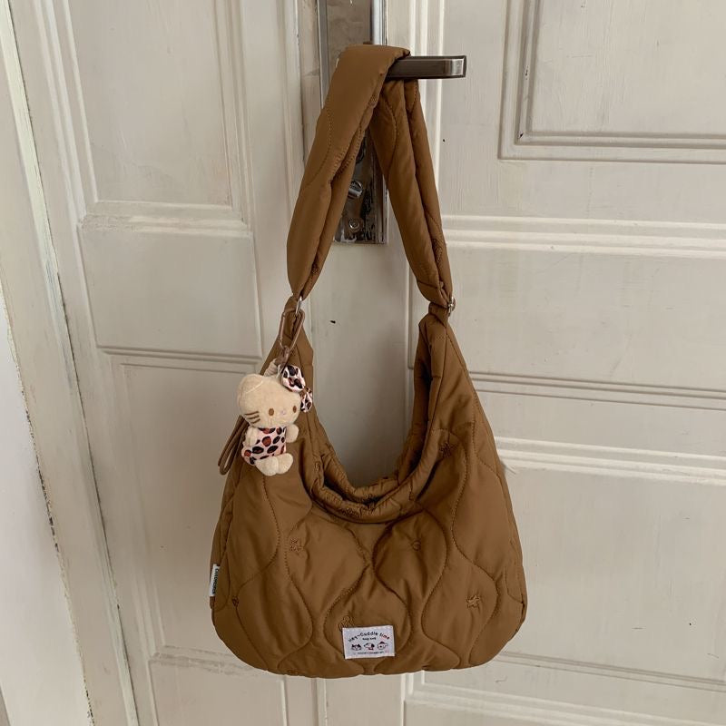 Cloudy Cuddle メインショルダー