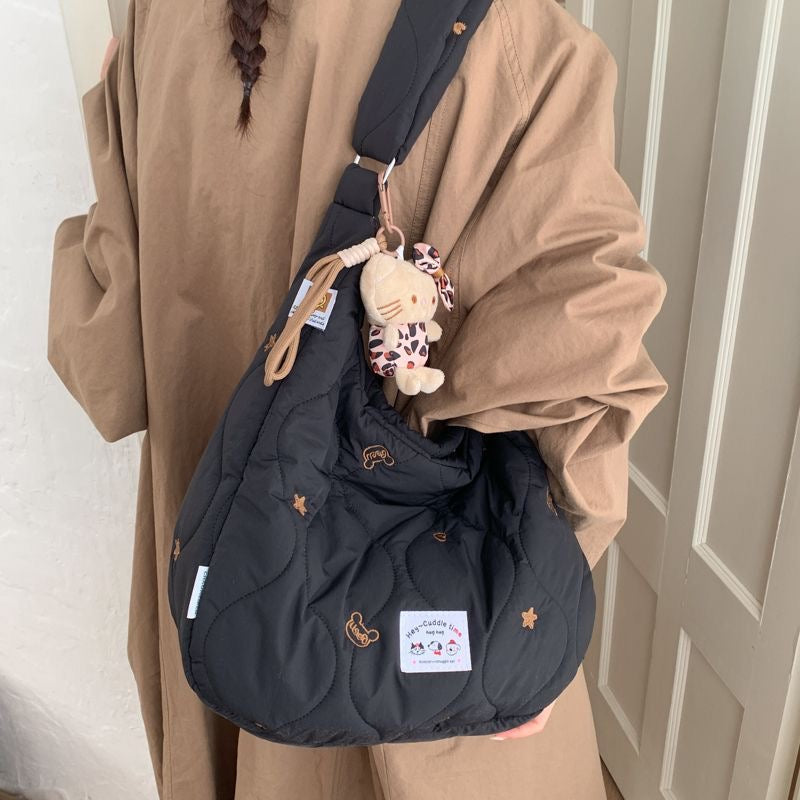 Cloudy Cuddle メインショルダー