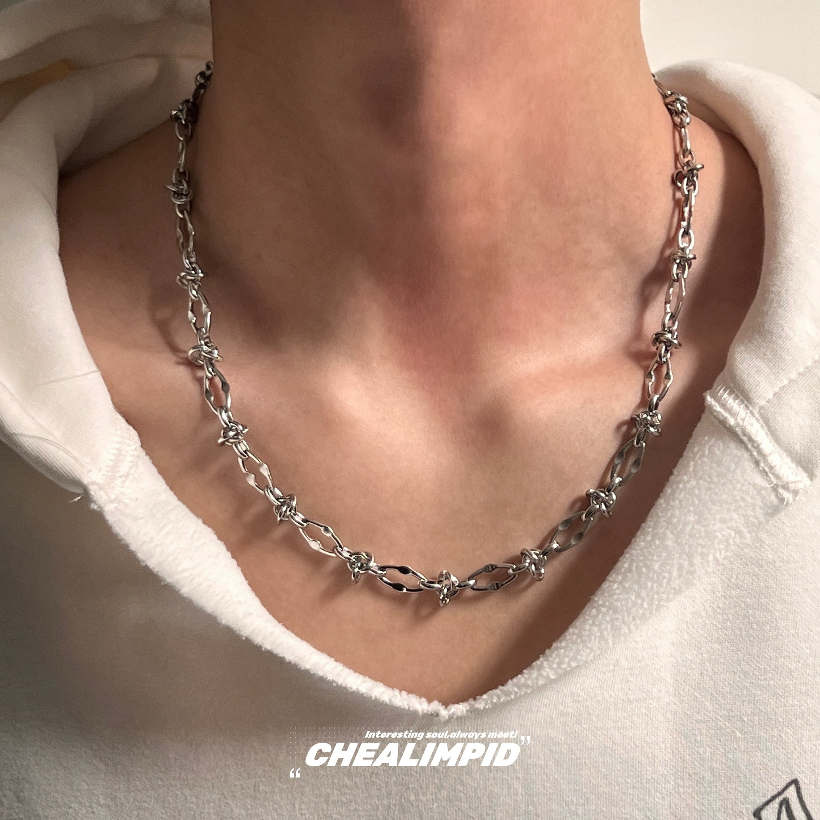 Bound Thorn Necklace