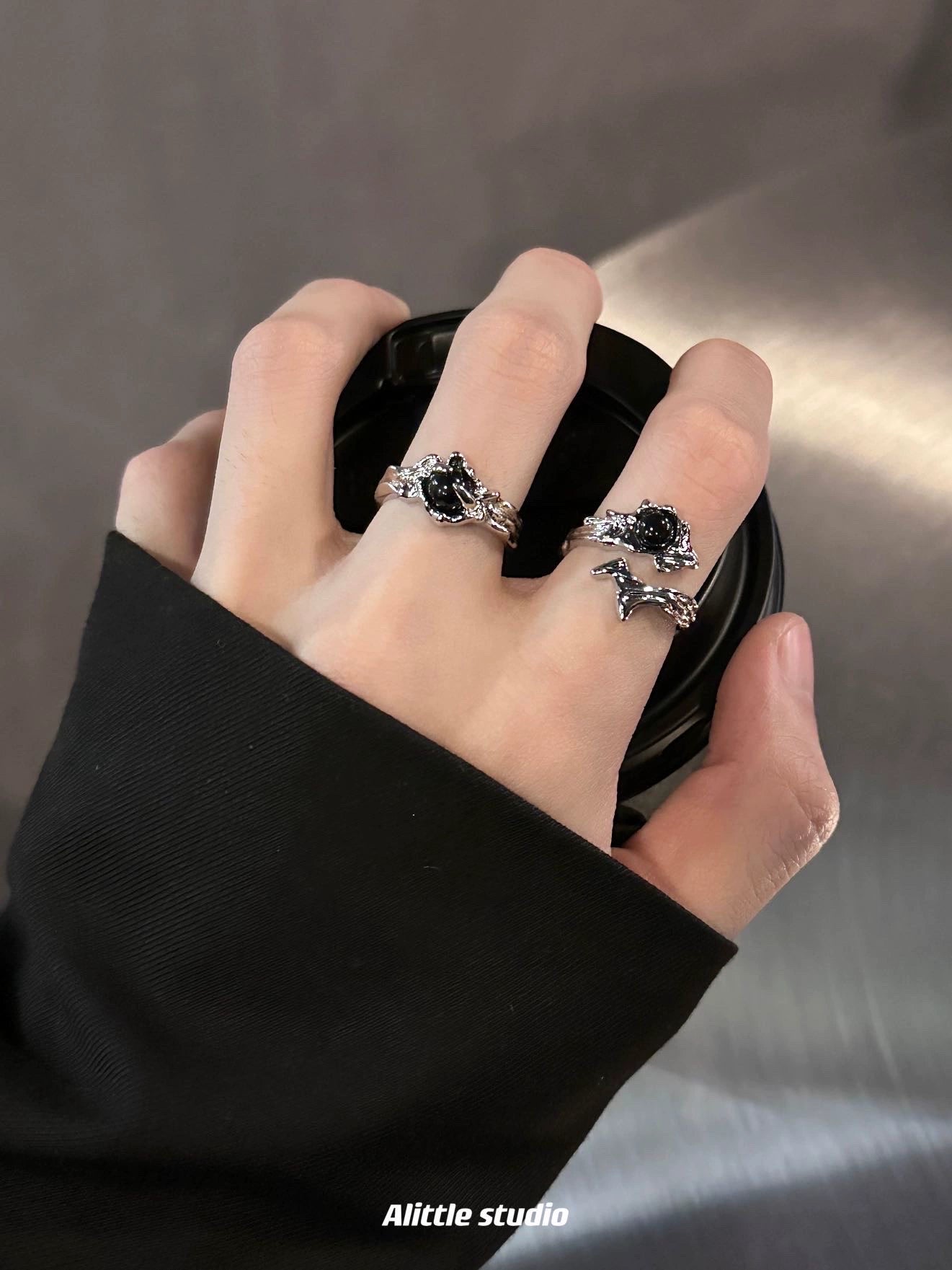 Dark Aesthetic Thorn Agate Open Ring