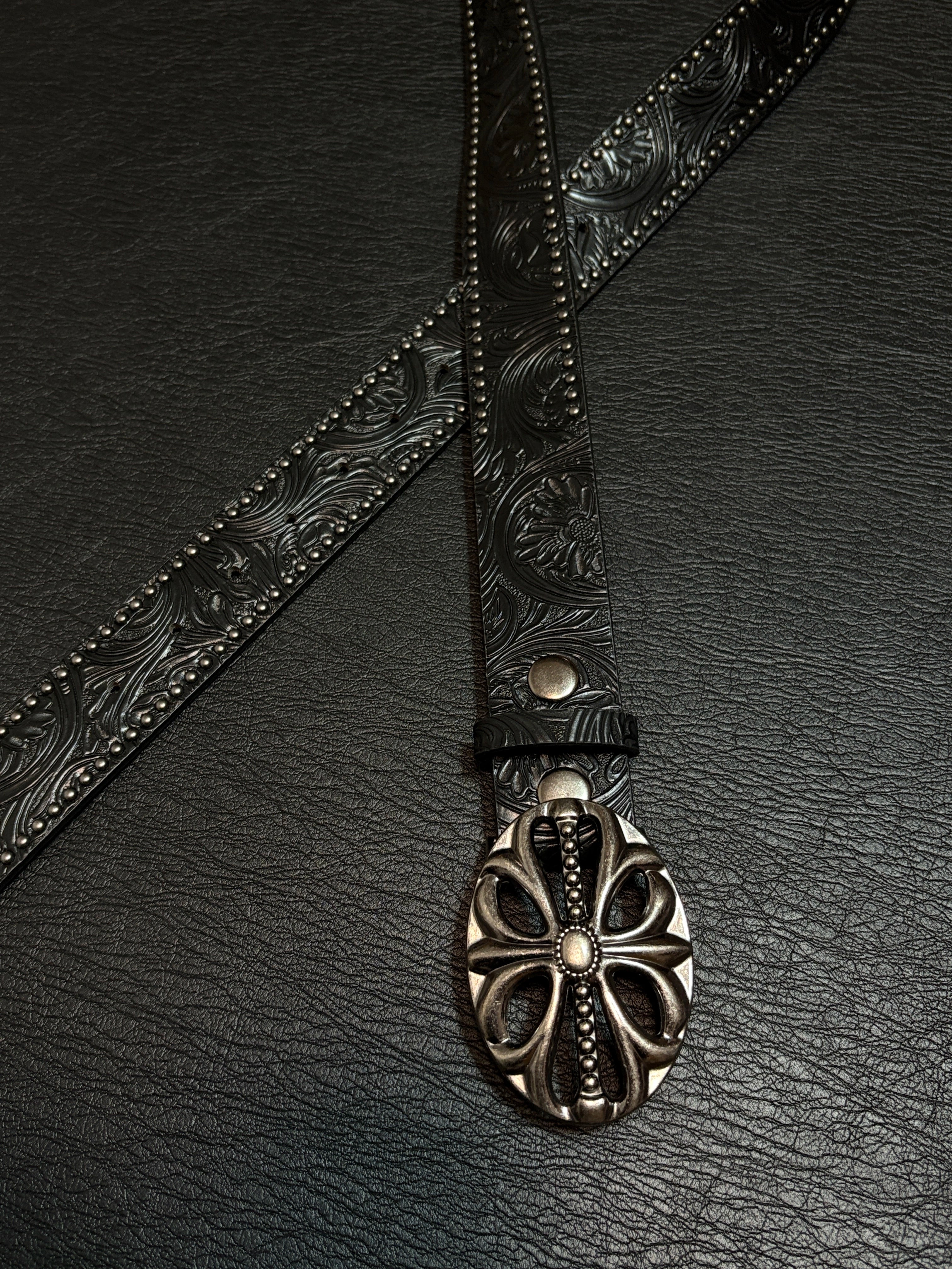 Vintage Dark Rivet Belt