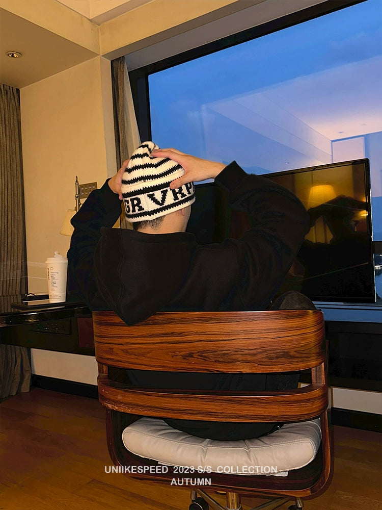 Uniike ABC Thick Knit Beanie