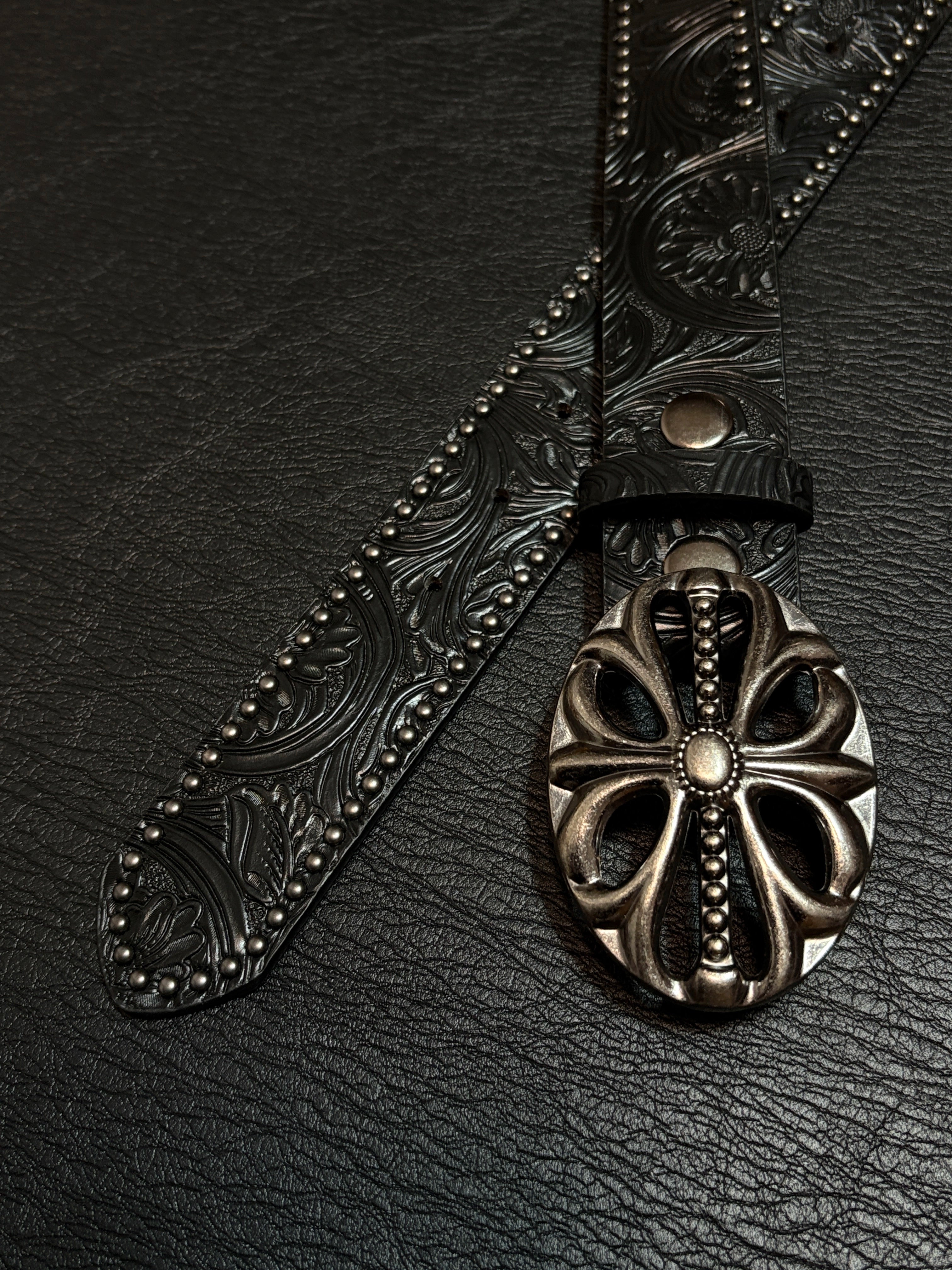 Vintage Dark Rivet Belt