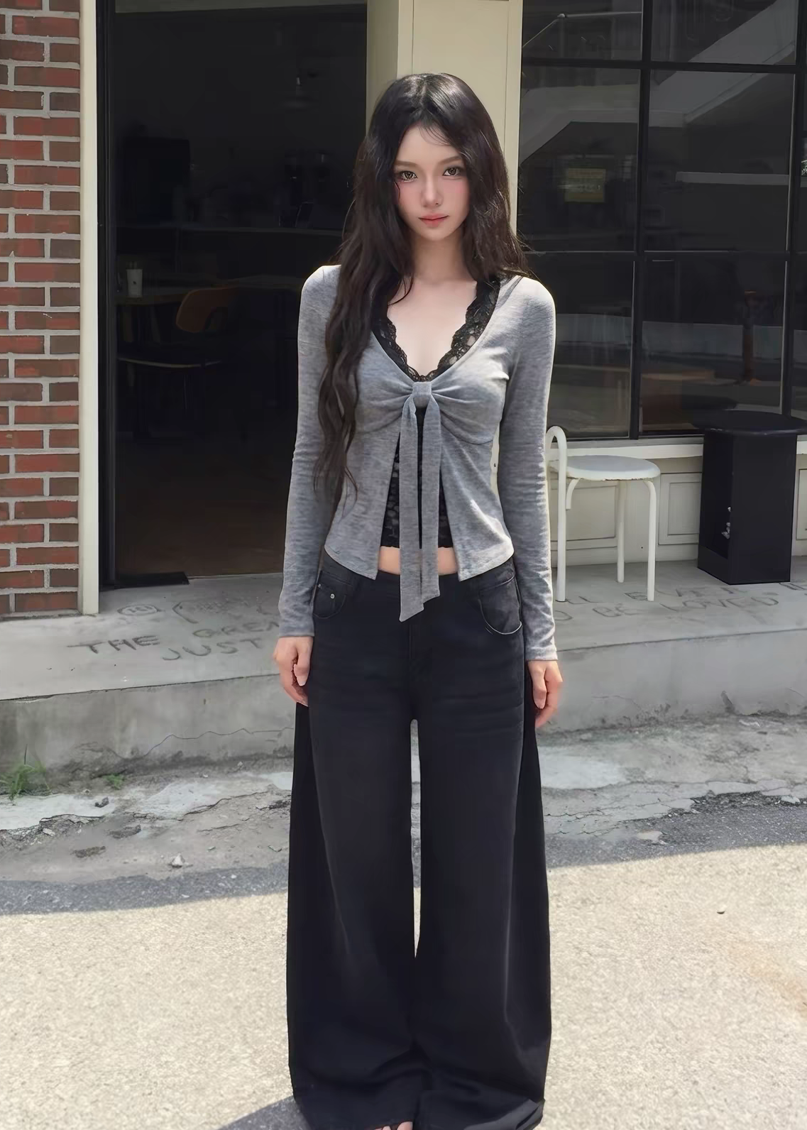 Vellune lace ribbon layered top
