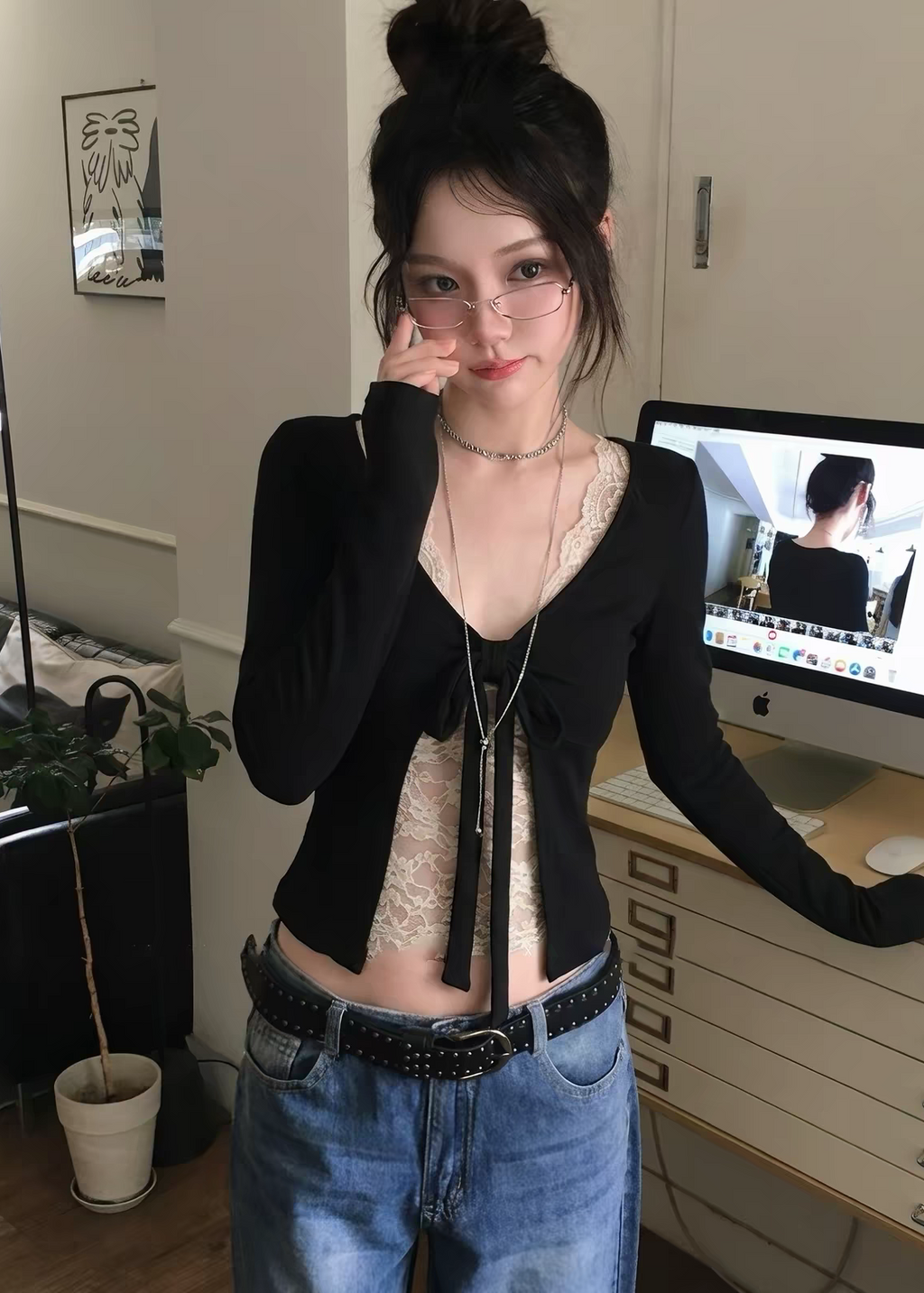 Vellune lace ribbon layered top